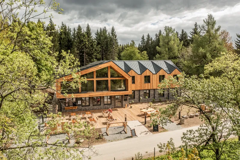 Basislager Fichtelberg im Erzgebirge – Ort des Wellness Retreats